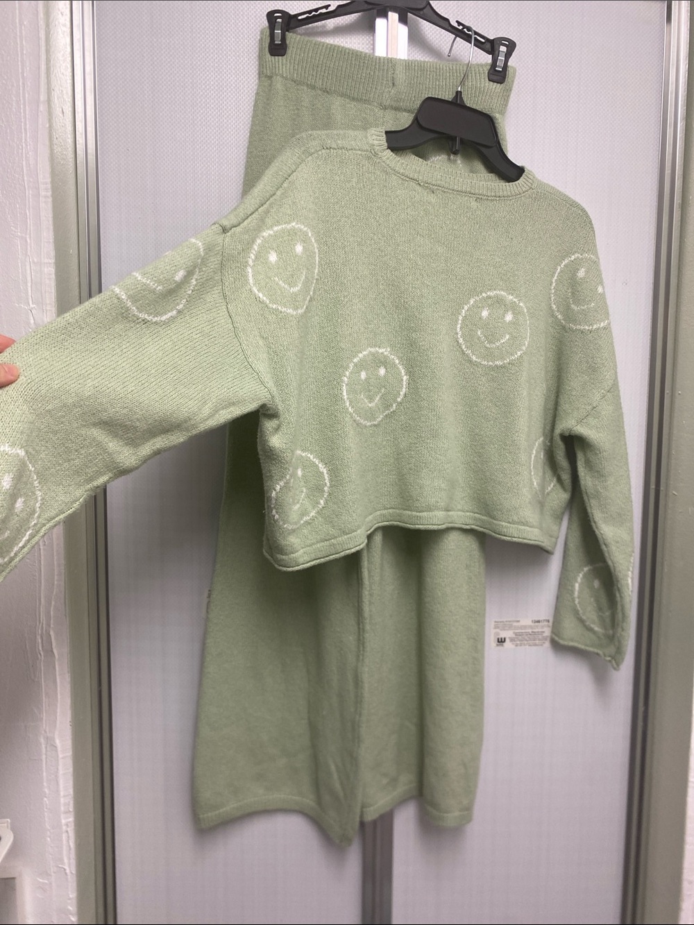 Women’s lounge wear, sweatpants, pajamas